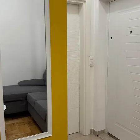 - Up To 4 Persons Apartamento